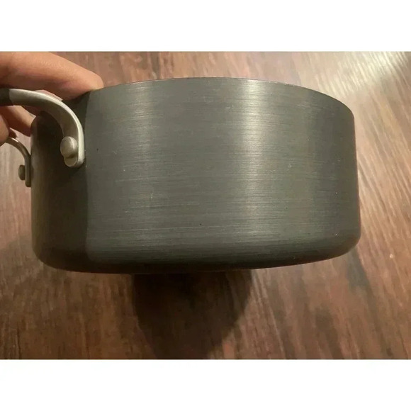 Cephalon Grey 5 Quart‎ Pot/cookware - Picture 4 of 7